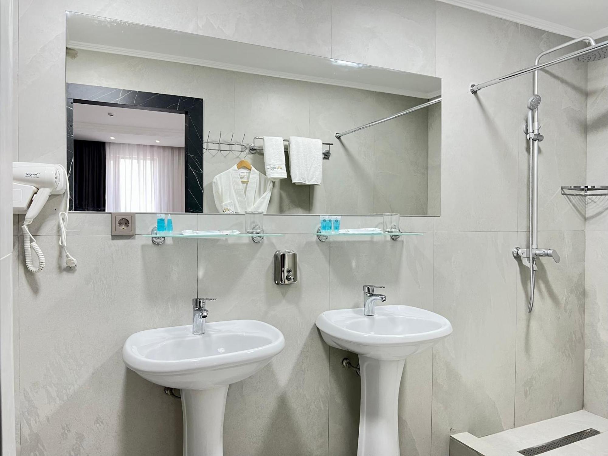 Dostar Inn شيمكنت المظهر الخارجي الصورة